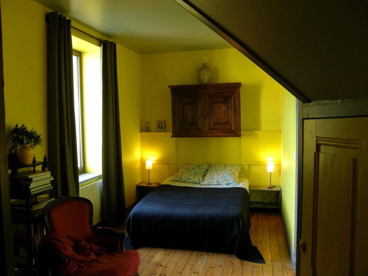 Bed and Breakfast Le Logis De La Colombe Le Puy-en-Velay Exterior foto
