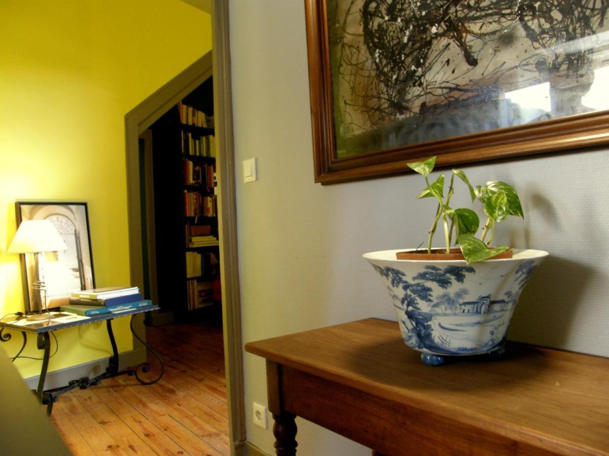 Bed and Breakfast Le Logis De La Colombe Le Puy-en-Velay Exterior foto